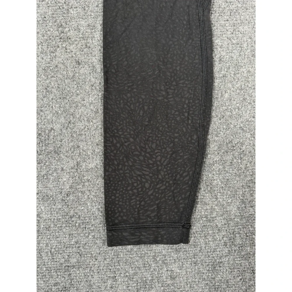 lululemon athletica leggings have